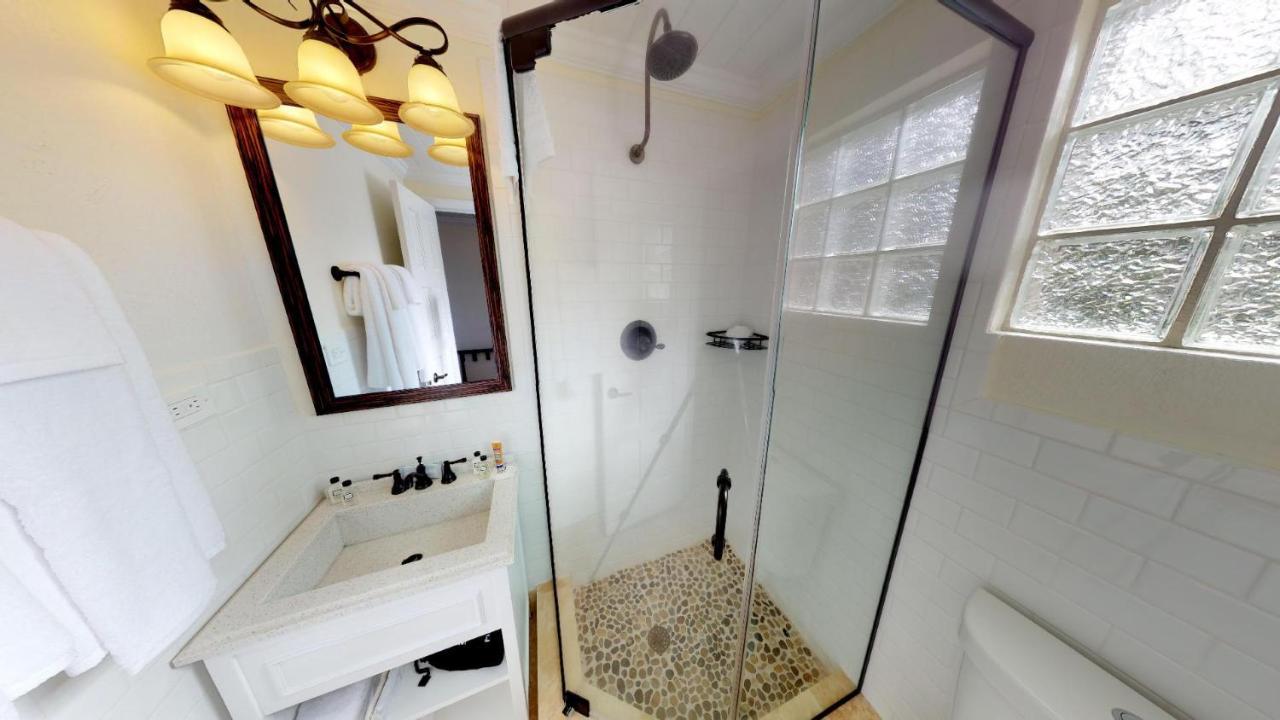 Company House Hotel Кристианстед Экстерьер фото