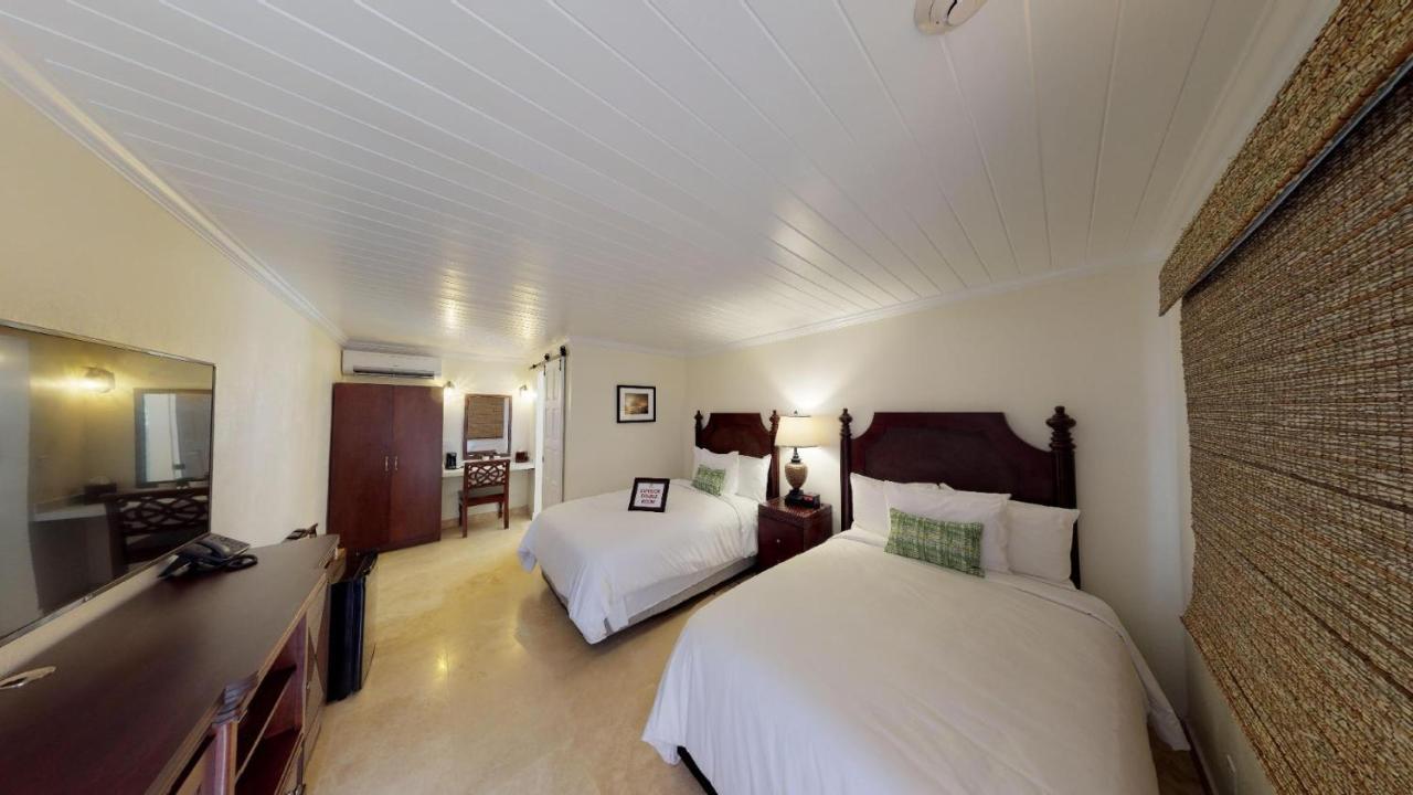 Company House Hotel Кристианстед Экстерьер фото